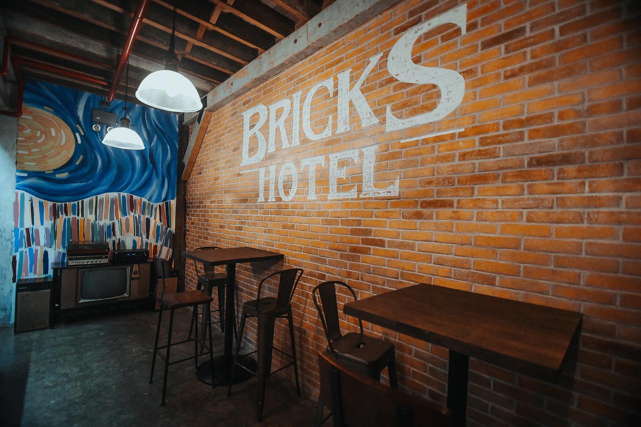 Dumaguete City The Bricks Hotel מראה חיצוני תמונה