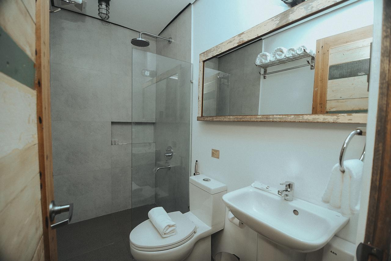 Dumaguete City The Bricks Hotel מראה חיצוני תמונה