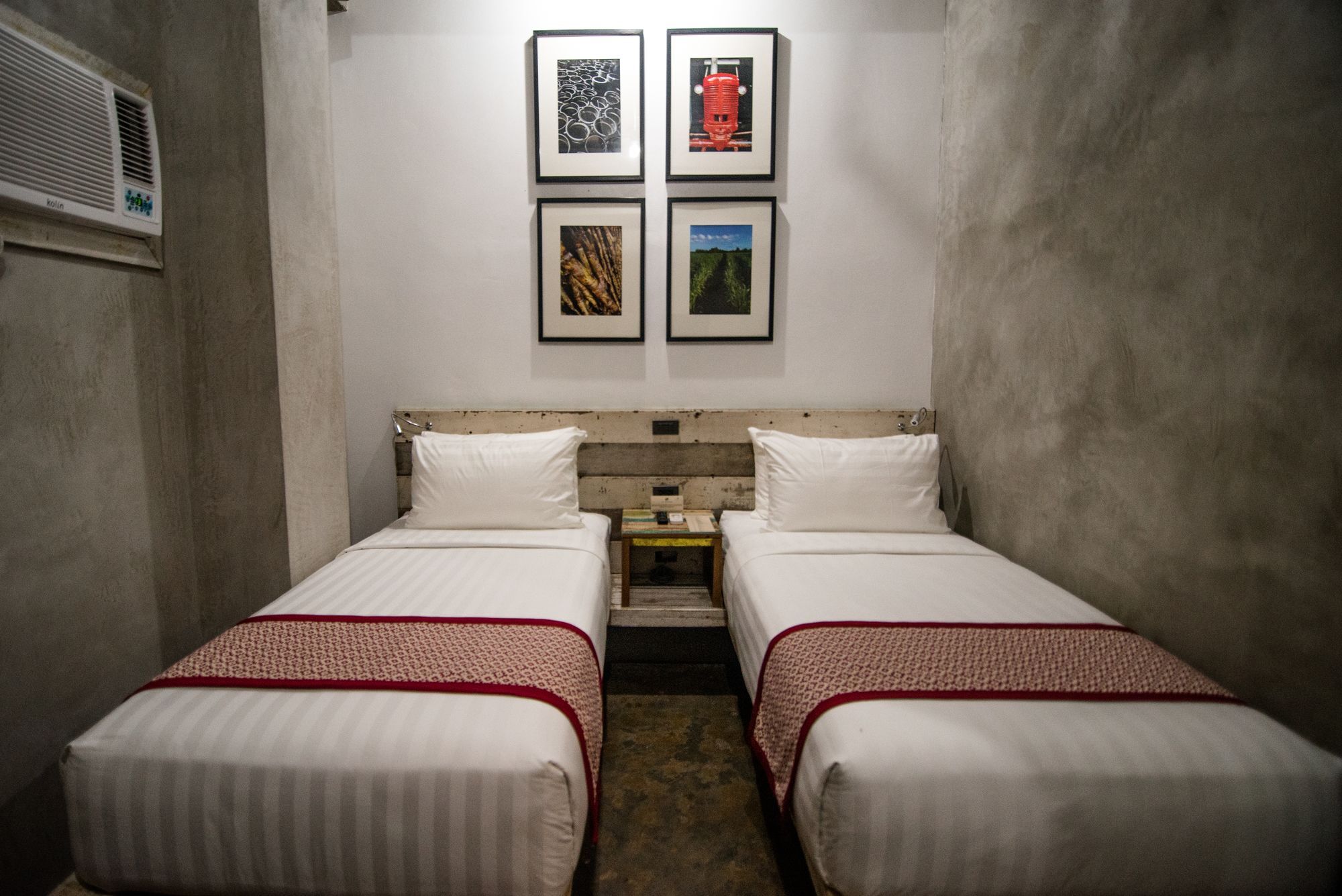 Dumaguete City The Bricks Hotel מראה חיצוני תמונה
